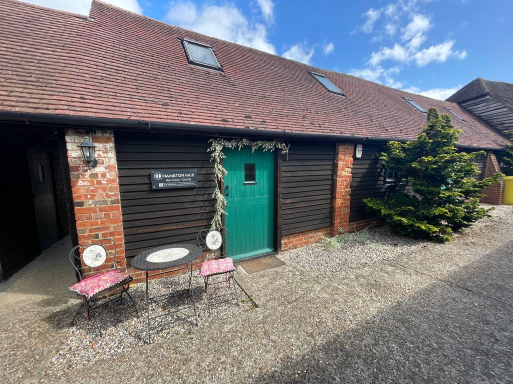 Property photo 1 of 9