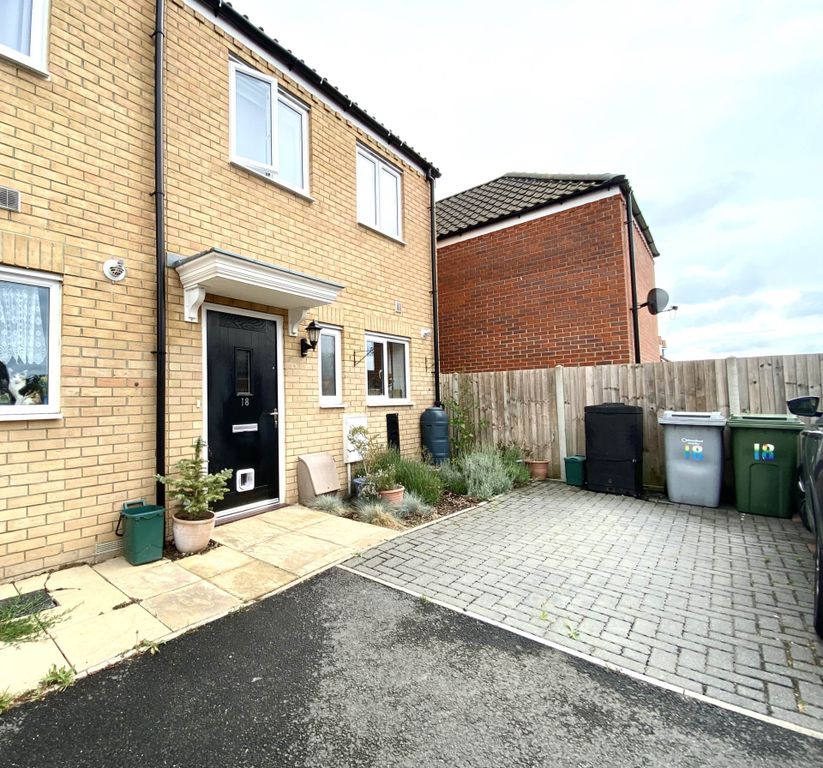 Property photo 1 of 12