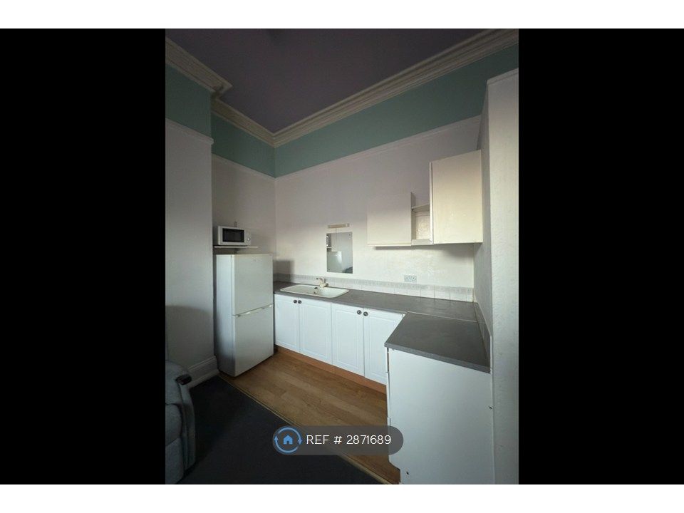 Property photo 2 of 3