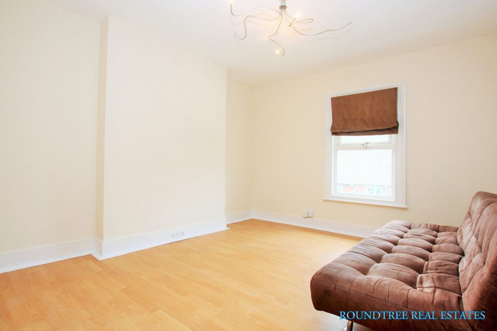Property photo 1 of 4 (Main)