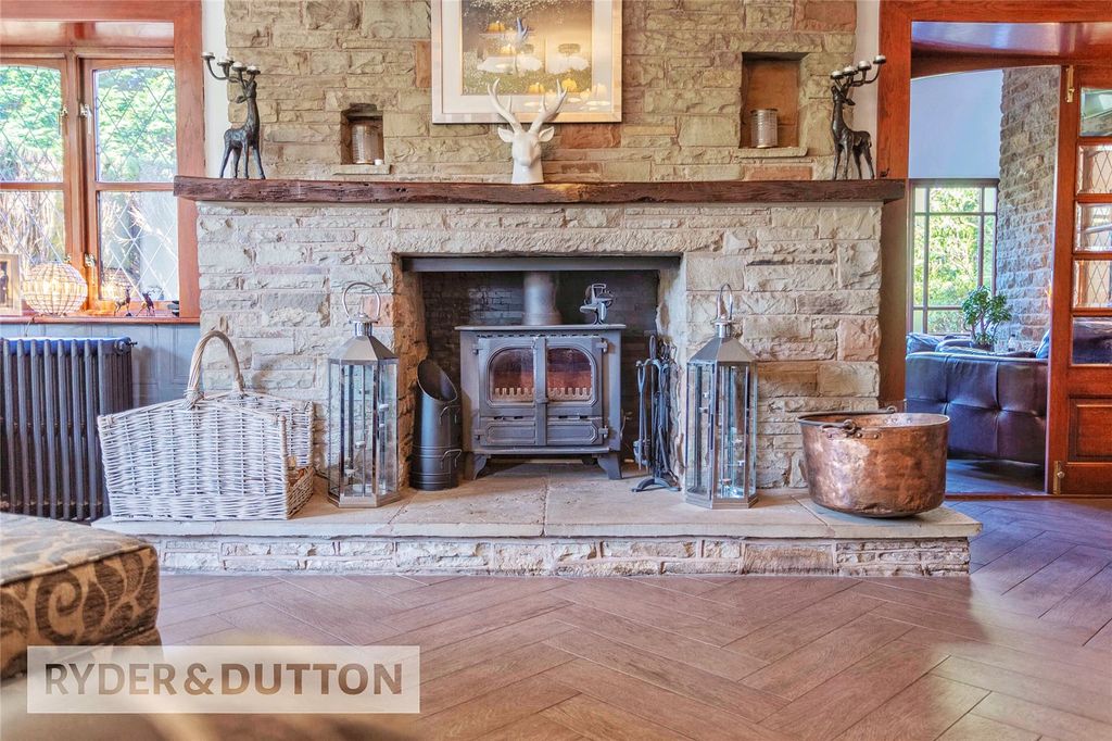 Property photo 3 of 32 Stunning Fireplace