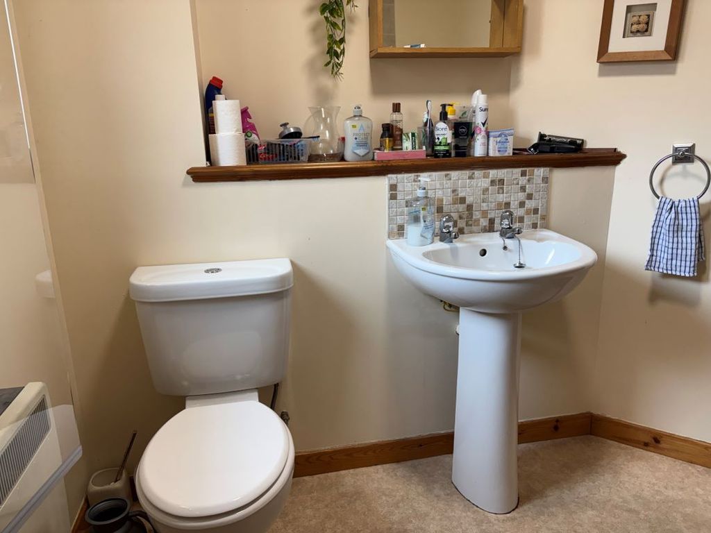 Property photo 2 of 14
