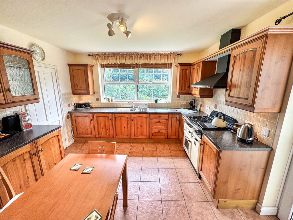 Property photo 2 of 13 Picture No. 03