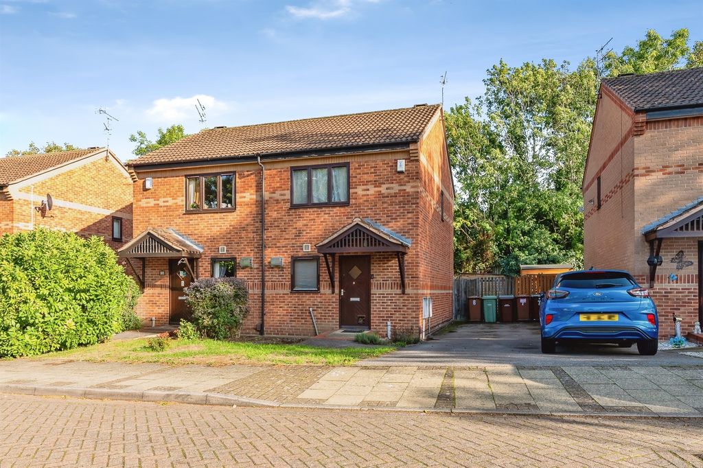 Property photo 1 of 17