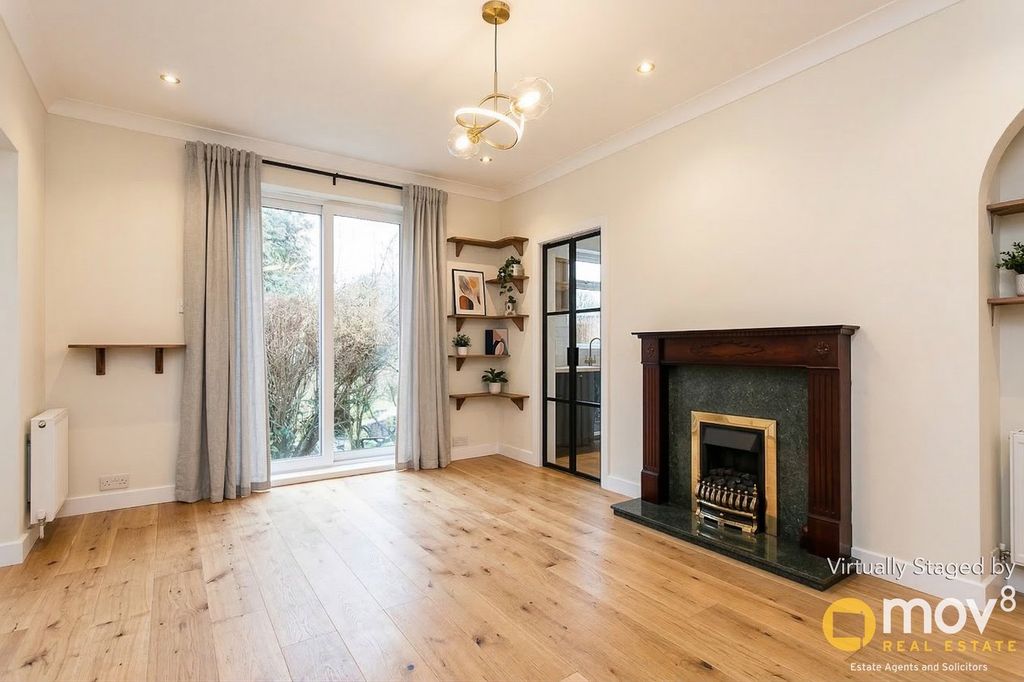 Property photo 2 of 20