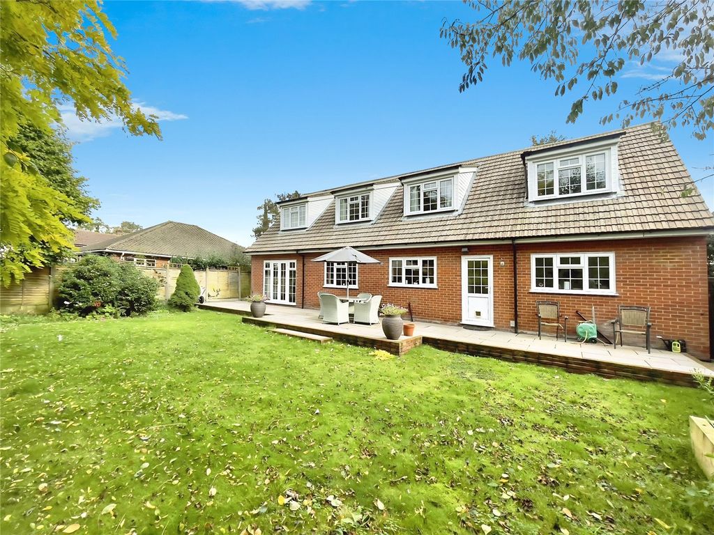 Property photo 3 of 20 Picture No. 33