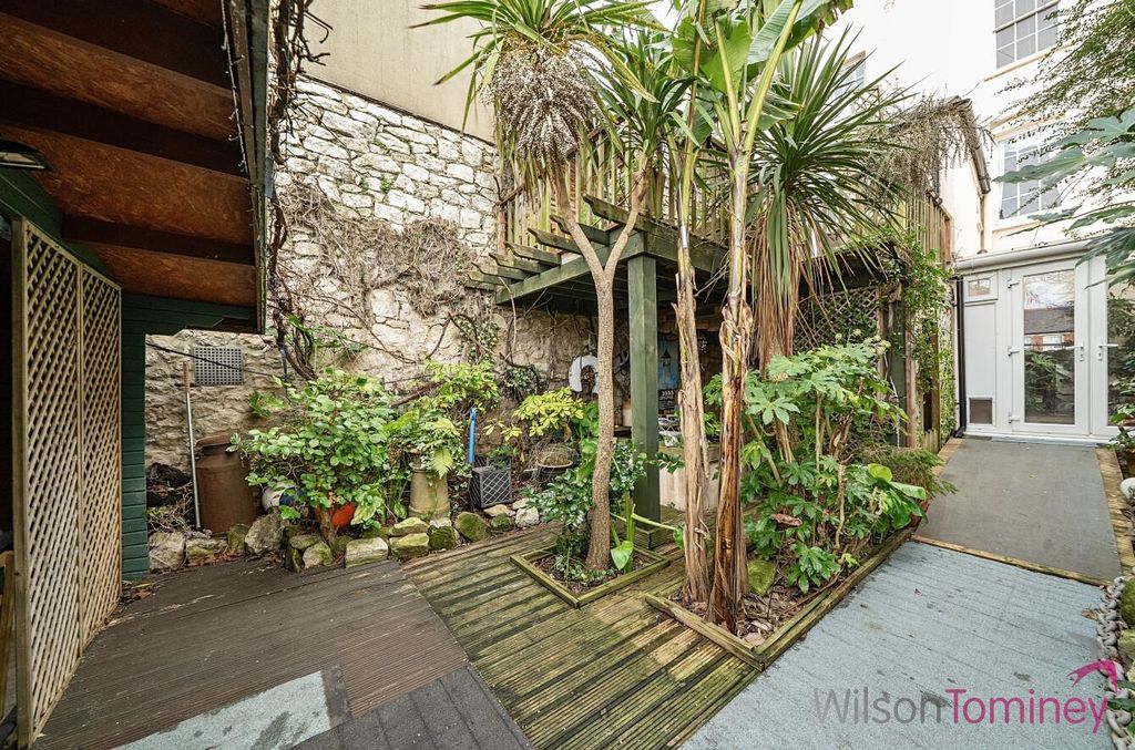 Property photo 3 of 23 E309c198-1167-4F16-857B-93282A9Dd4F9.Jpg