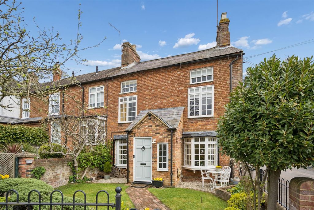 Property photo 1 of 25