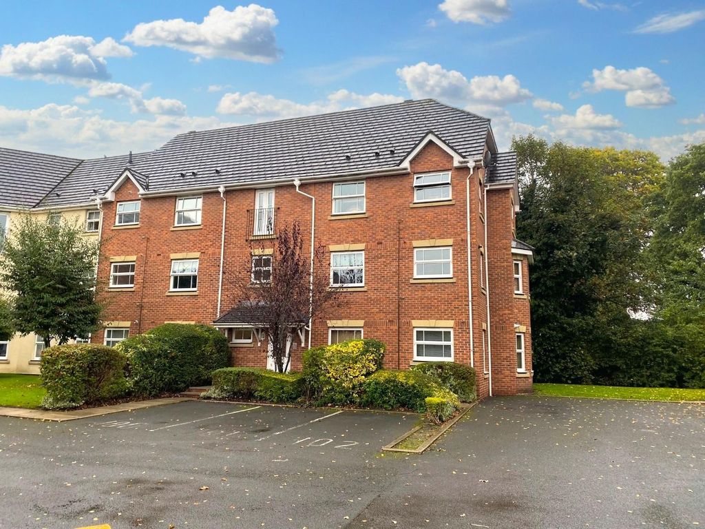 Property photo 1 of 15 Main