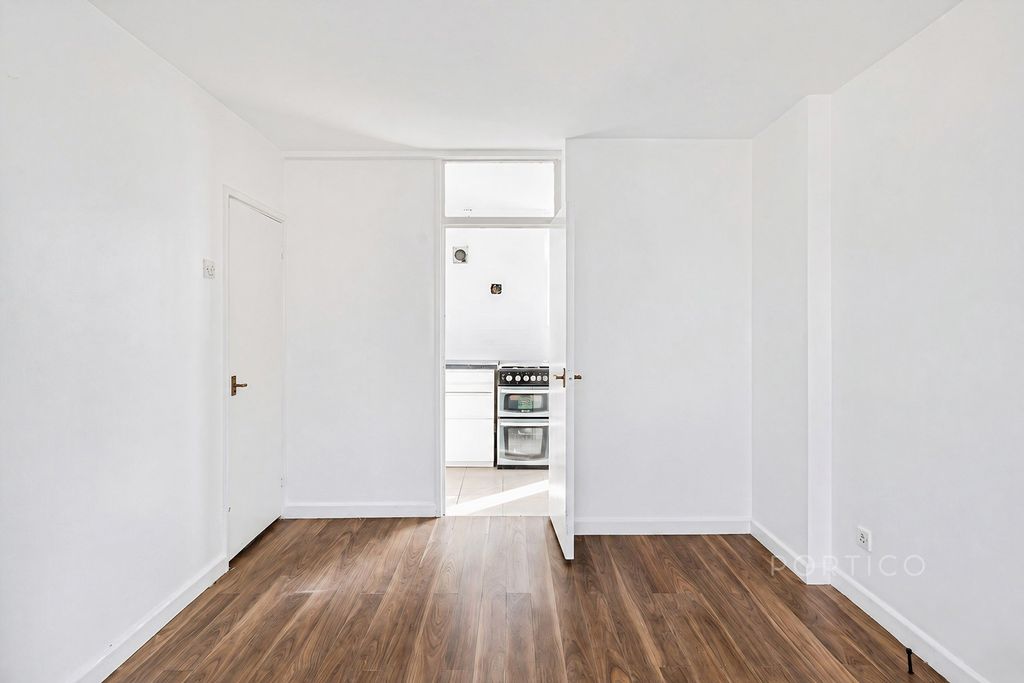 Property photo 2 of 9 Pbox-Img.Png