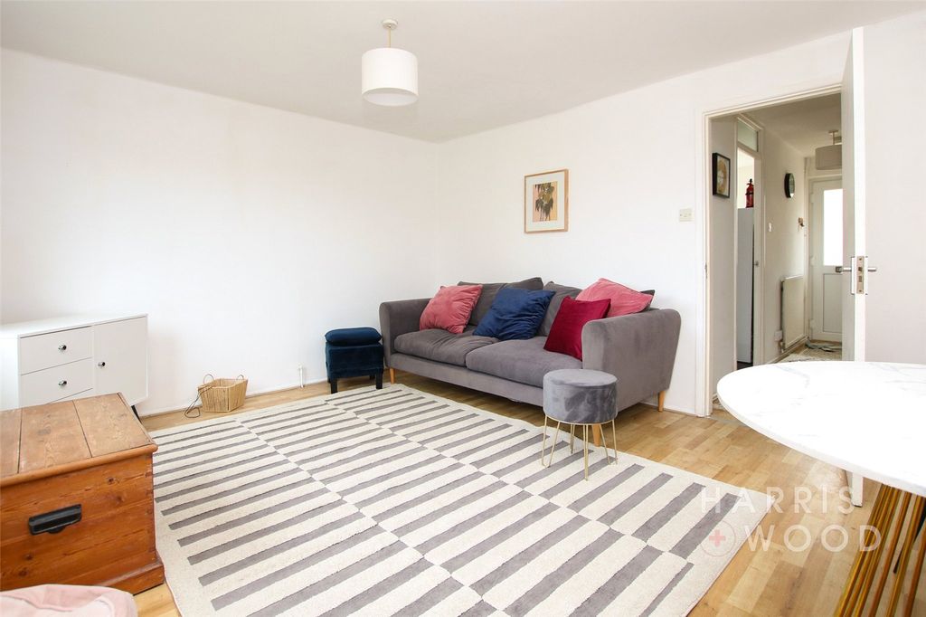 Property photo 3 of 14 Picture No. 11