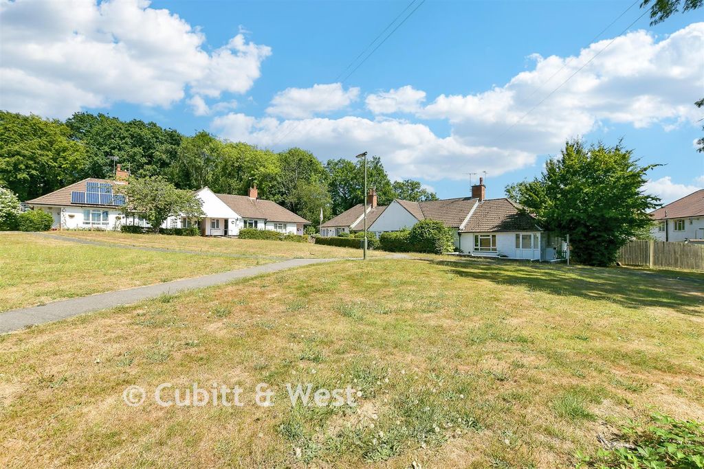Property photo 2 of 10 Surrounding Area