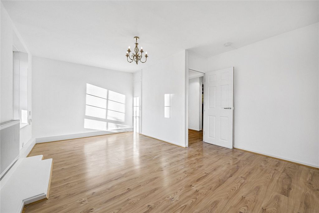 Property photo 2 of 13 Picture No. 06