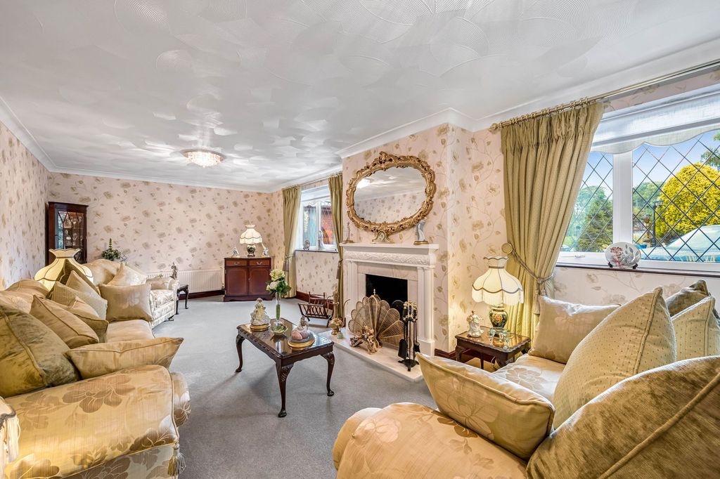 Property photo 2 of 46