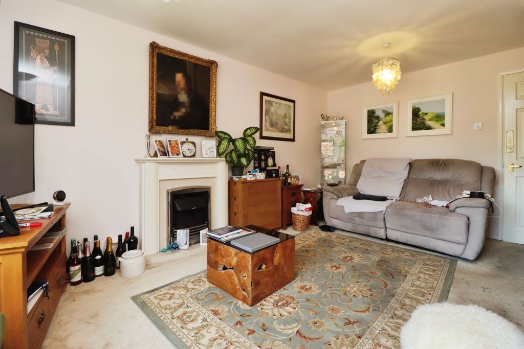 Property photo 3 of 17