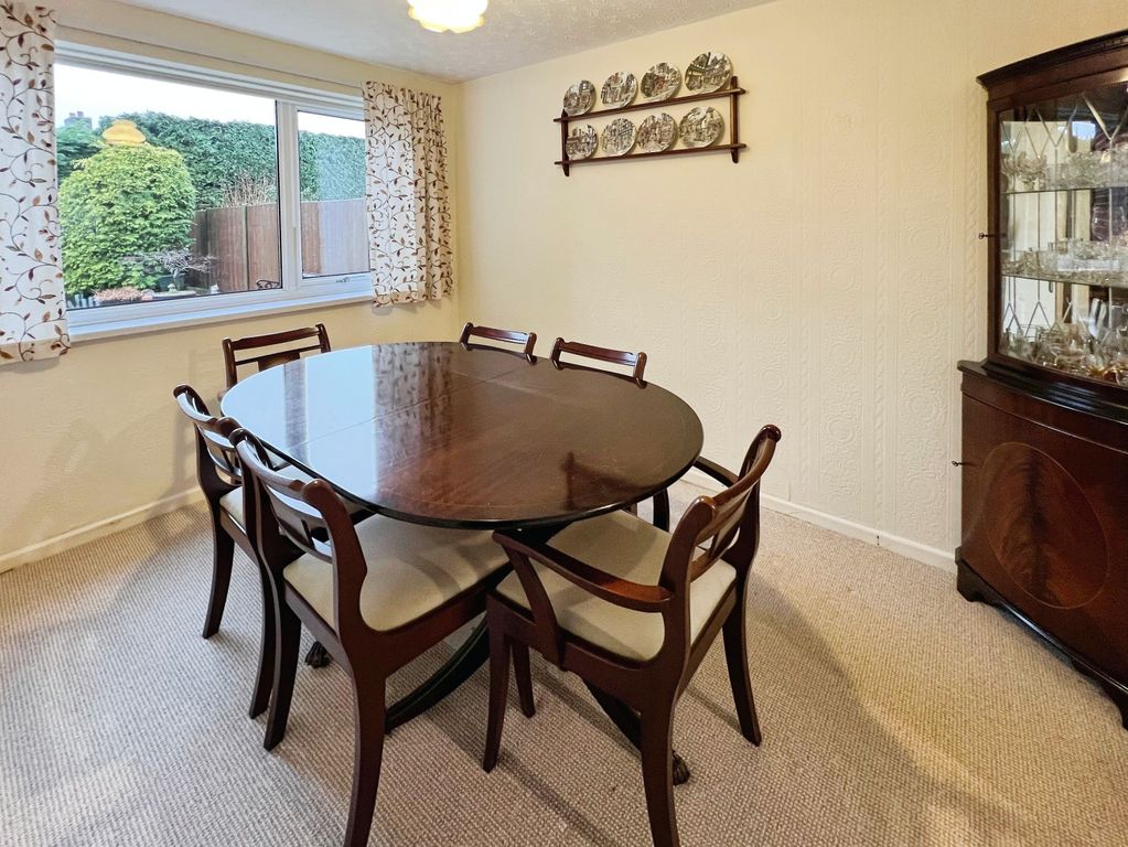 Property photo 3 of 16 Img_5090