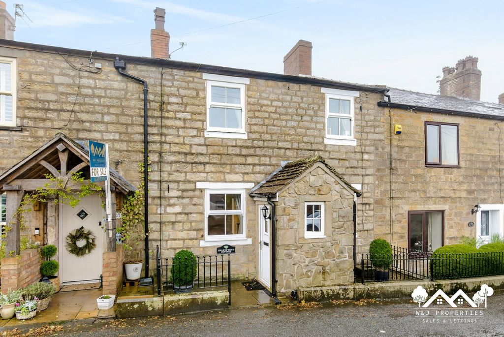 Property photo 1 of 33