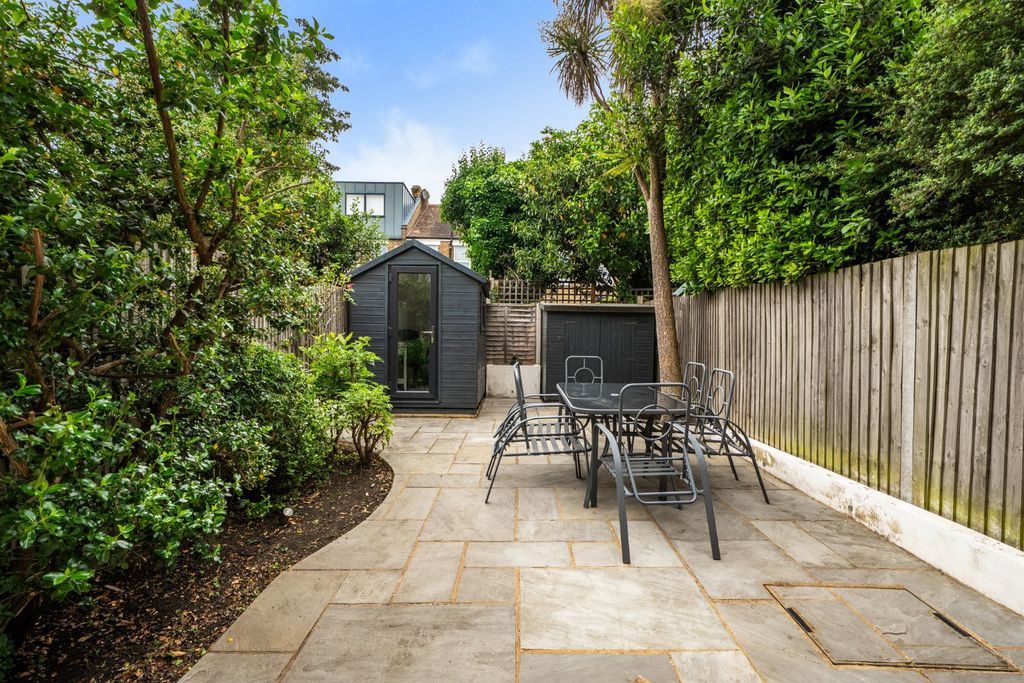 Property photo 3 of 10 Picture No. 34
