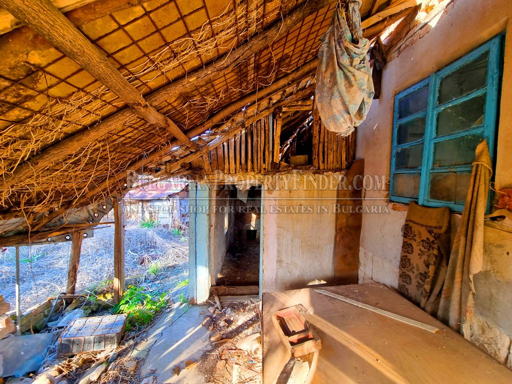 Property photo 2 of 10