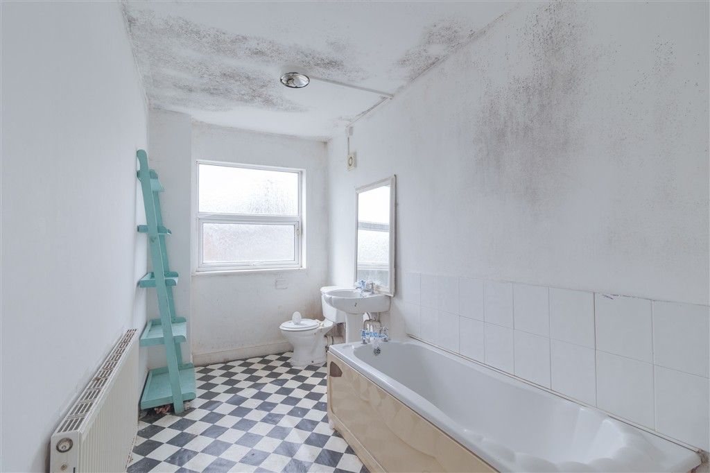 Property photo 2 of 4