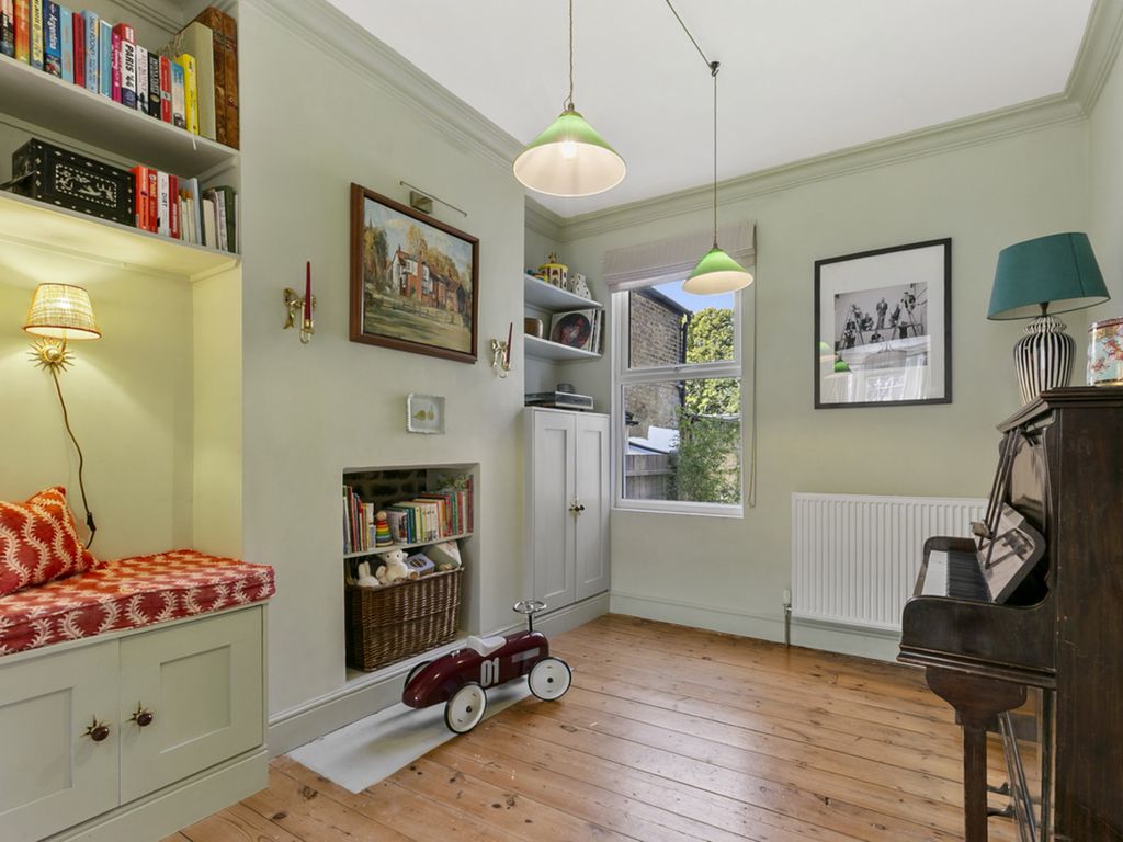 Property photo 3 of 13