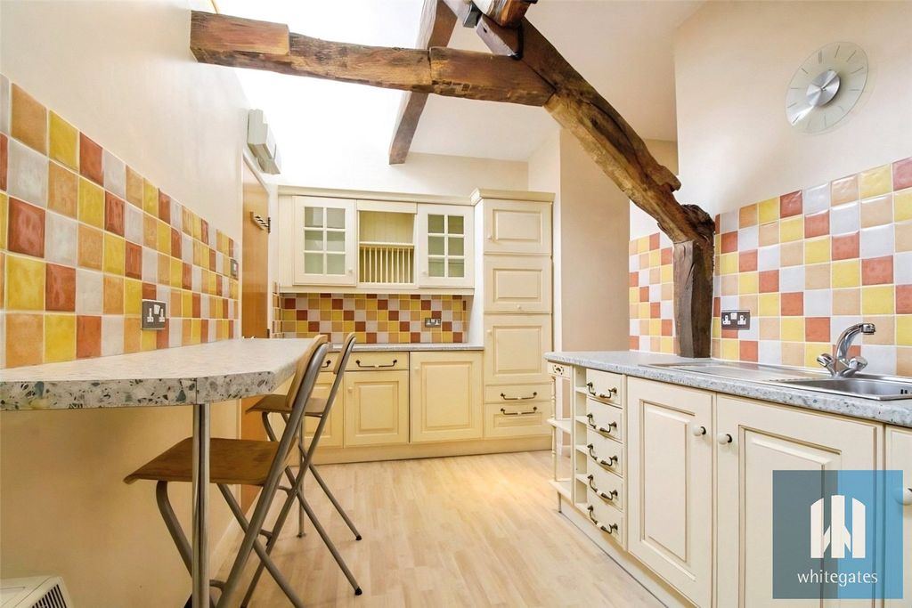 Property photo 2 of 16 Picture No. 03
