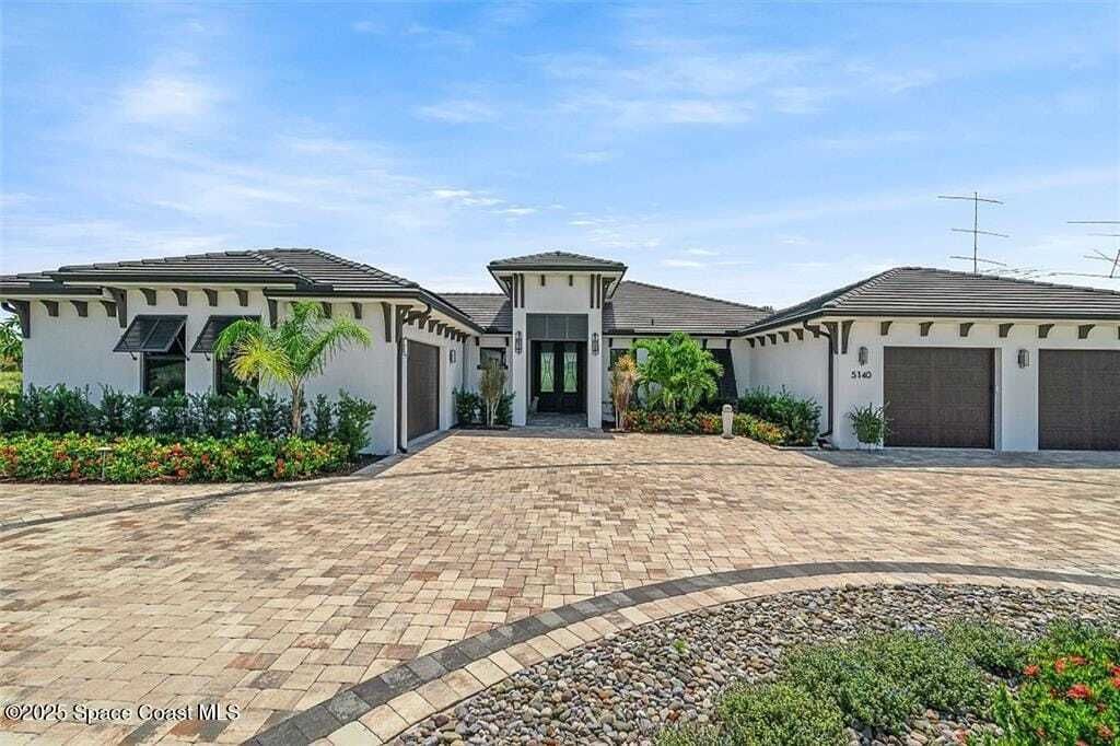 Property photo 1 of 31