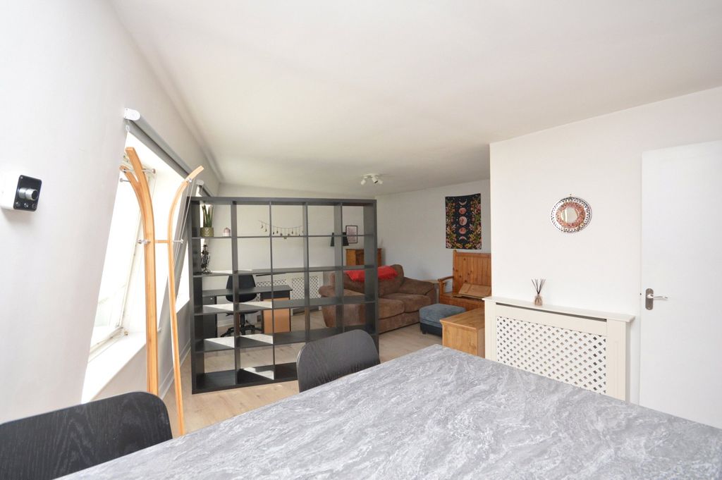 Property photo 3 of 8 Living Area