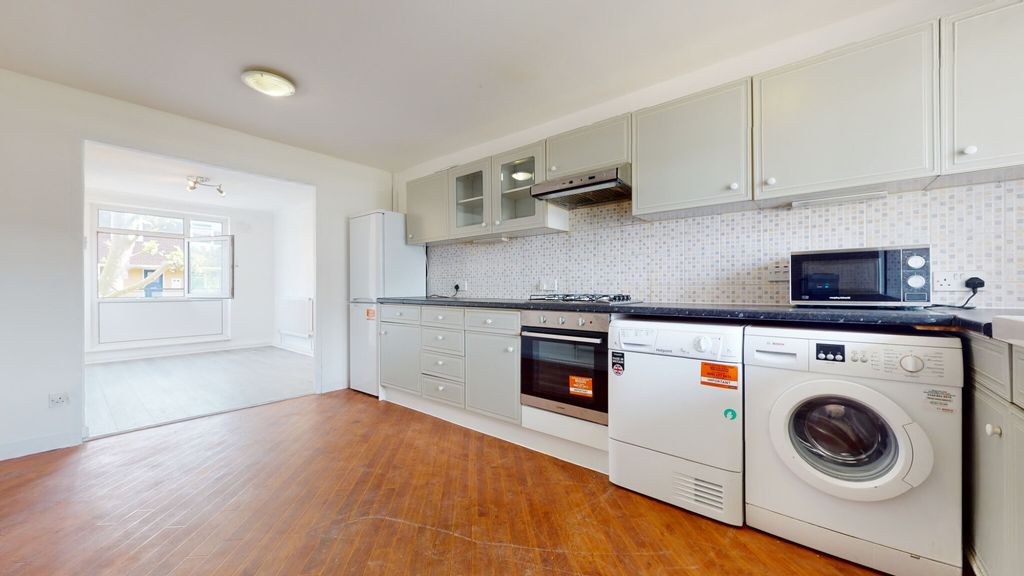 Property photo 1 of 28