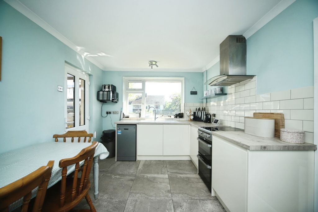 Property photo 2 of 17 Pbox-Img.Jpg