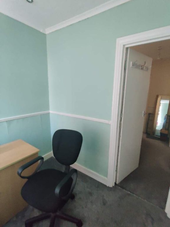 Property photo 3 of 3