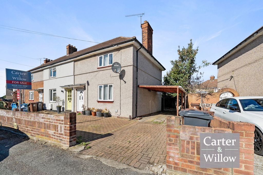 Property photo 2 of 14 Exterior