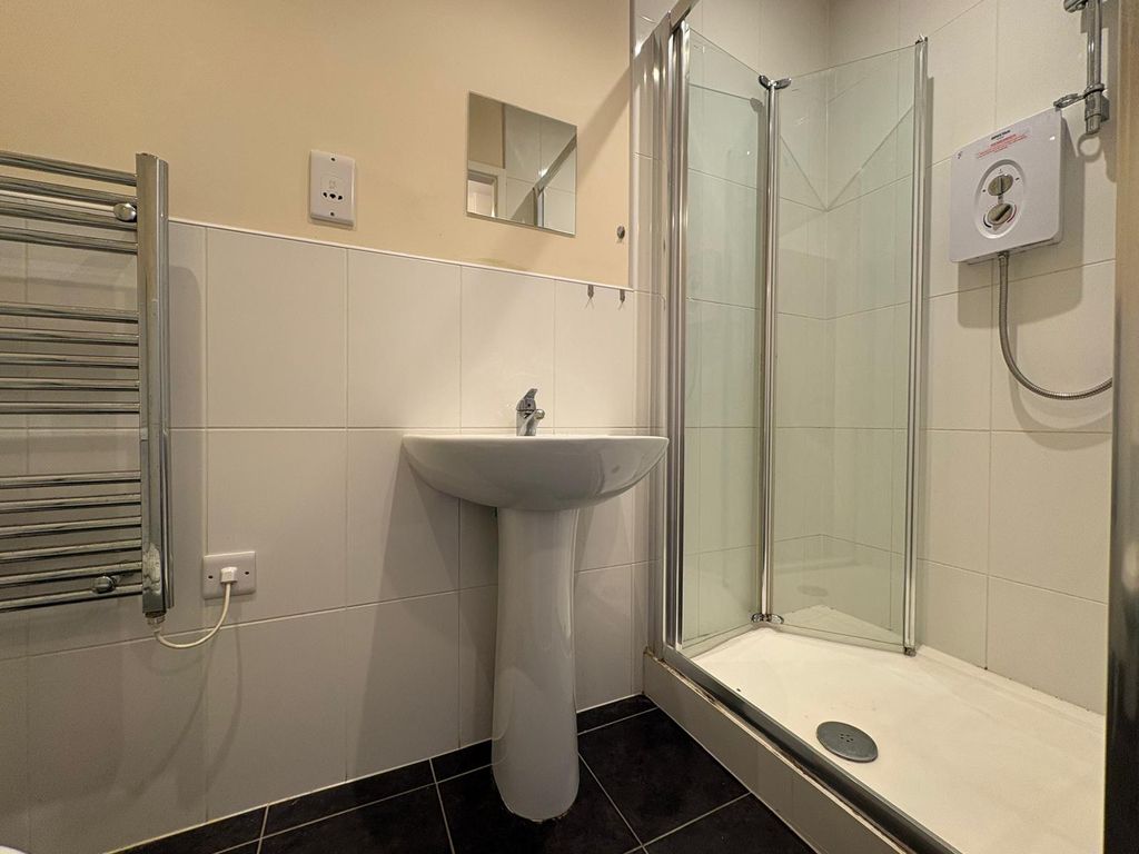Property photo 3 of 4 8Fe2Fb6d-A6E1-4Cbe-9161-B6E1Fc42F33c