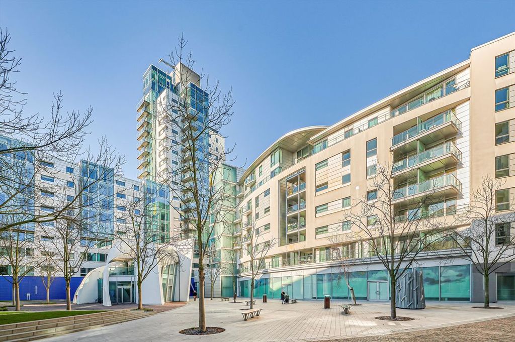 Property photo 3 of 10