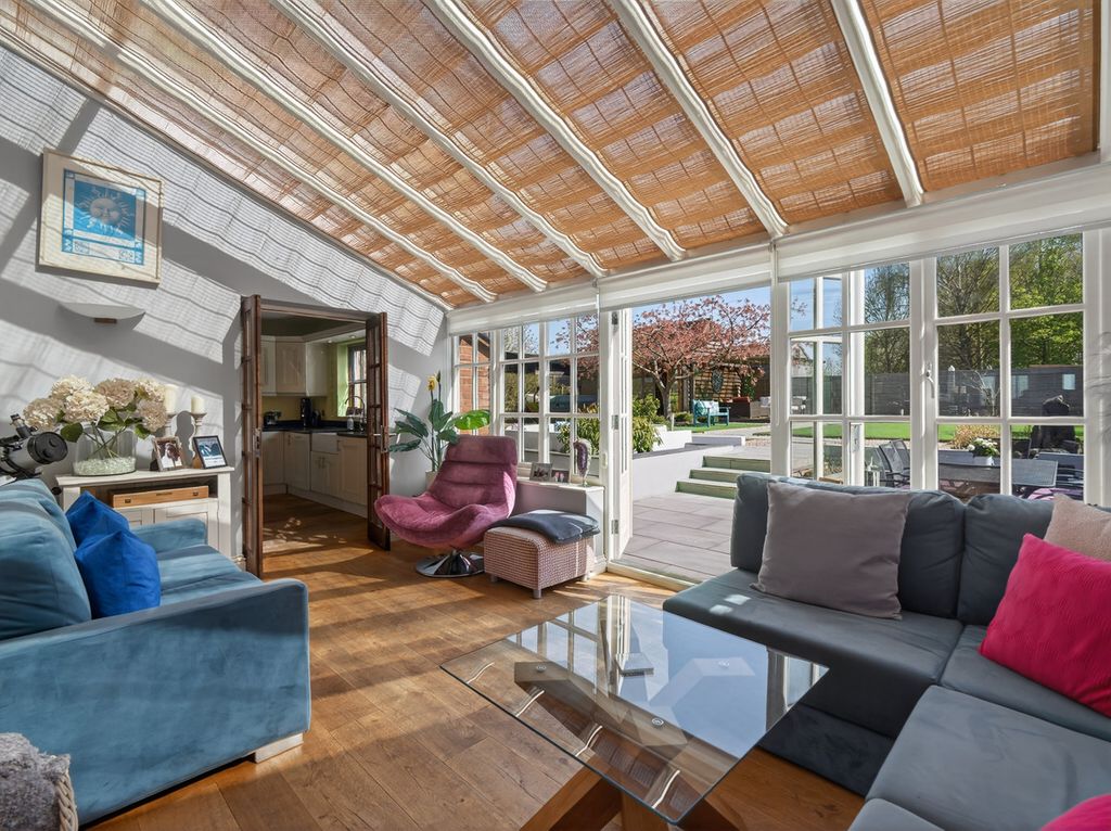 Property photo 2 of 38