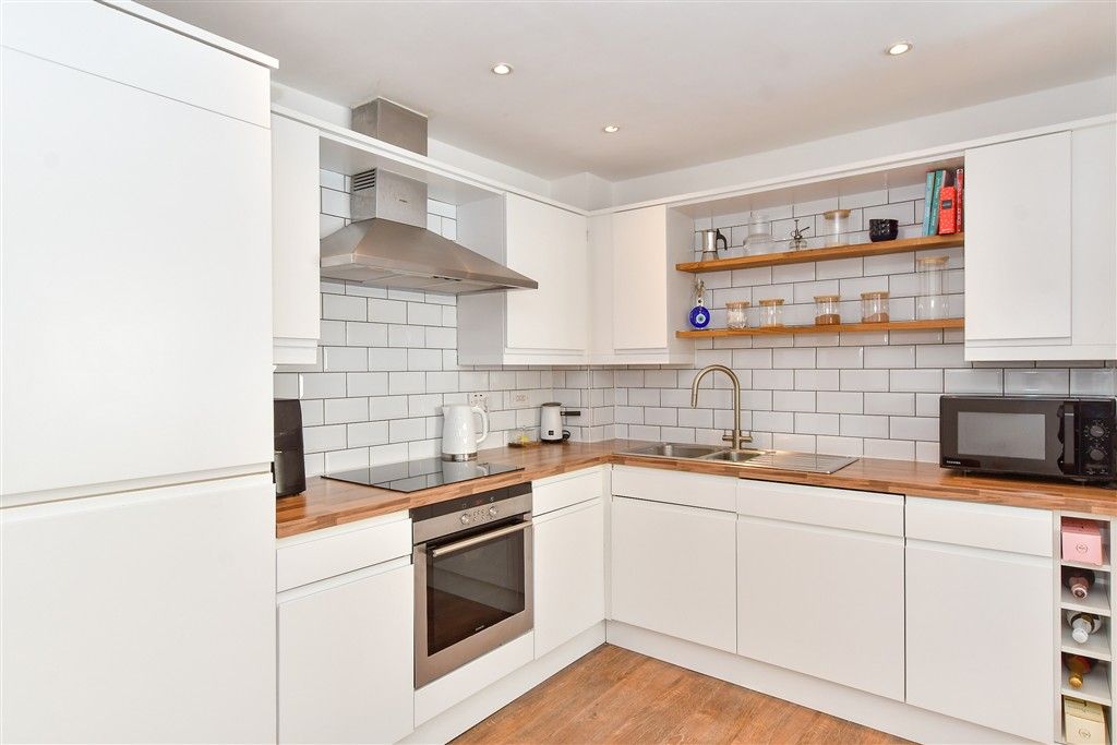 Property photo 2 of 11 Lounge/Diner/Kitchen