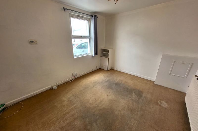 Property photo 2 of 21 Photo 4