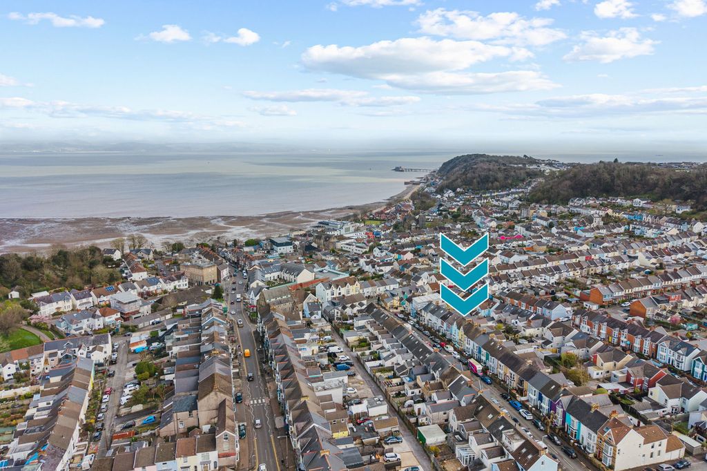 Property photo 3 of 25