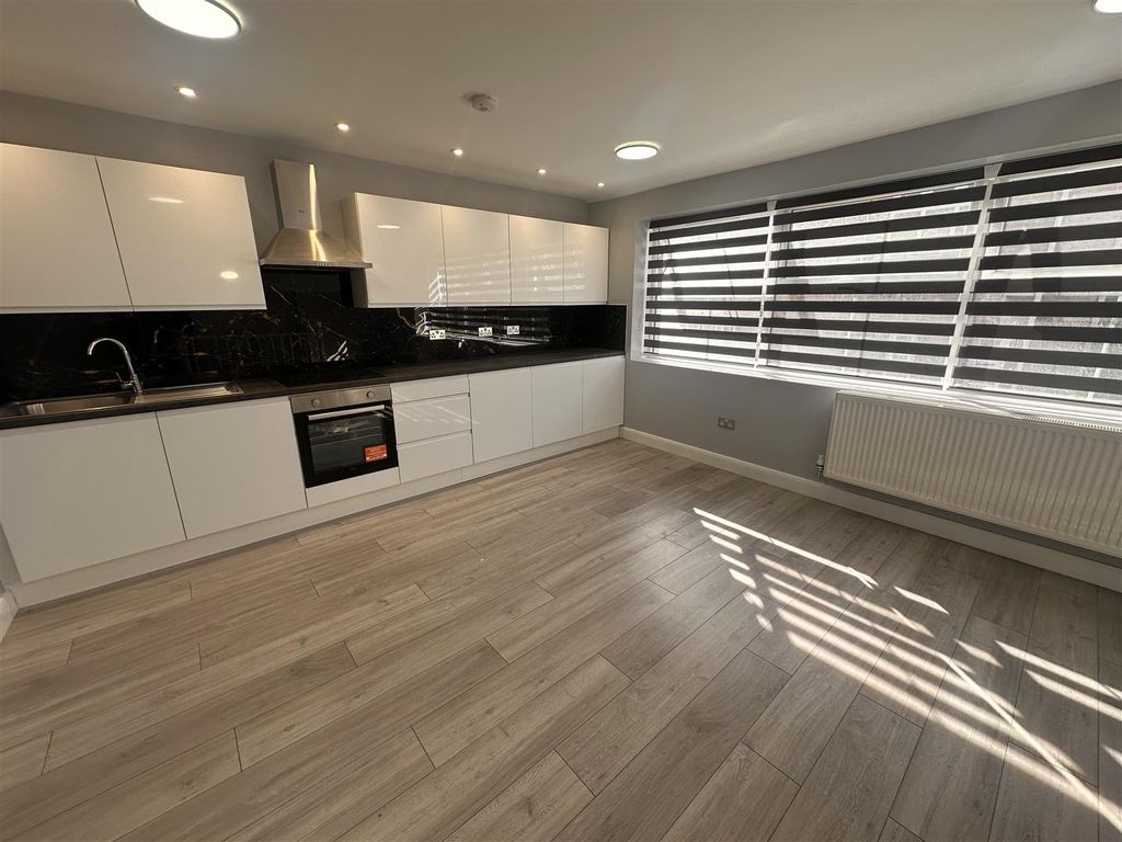 Property photo 3 of 7 Stl1 5.Jpeg