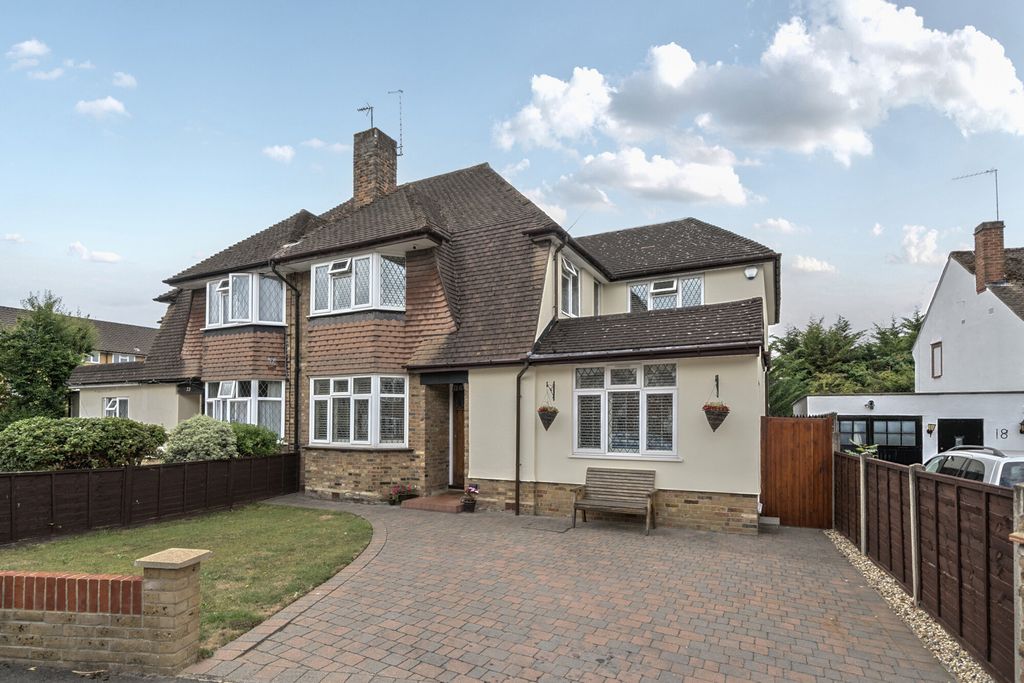 Property photo 1 of 21 1332665-19-688Ca9...