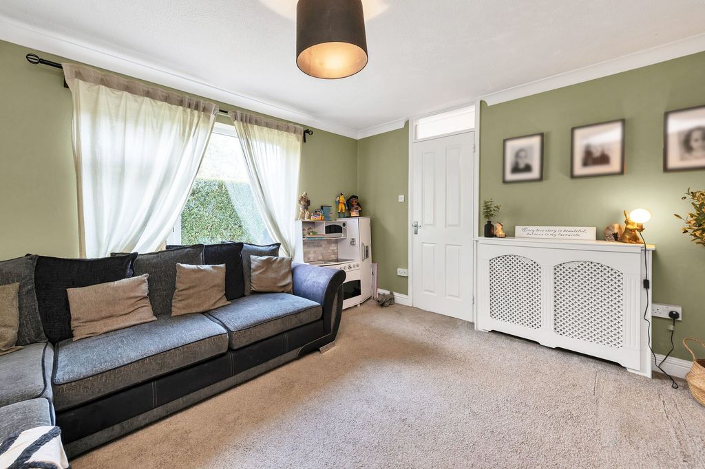 Property photo 2 of 14