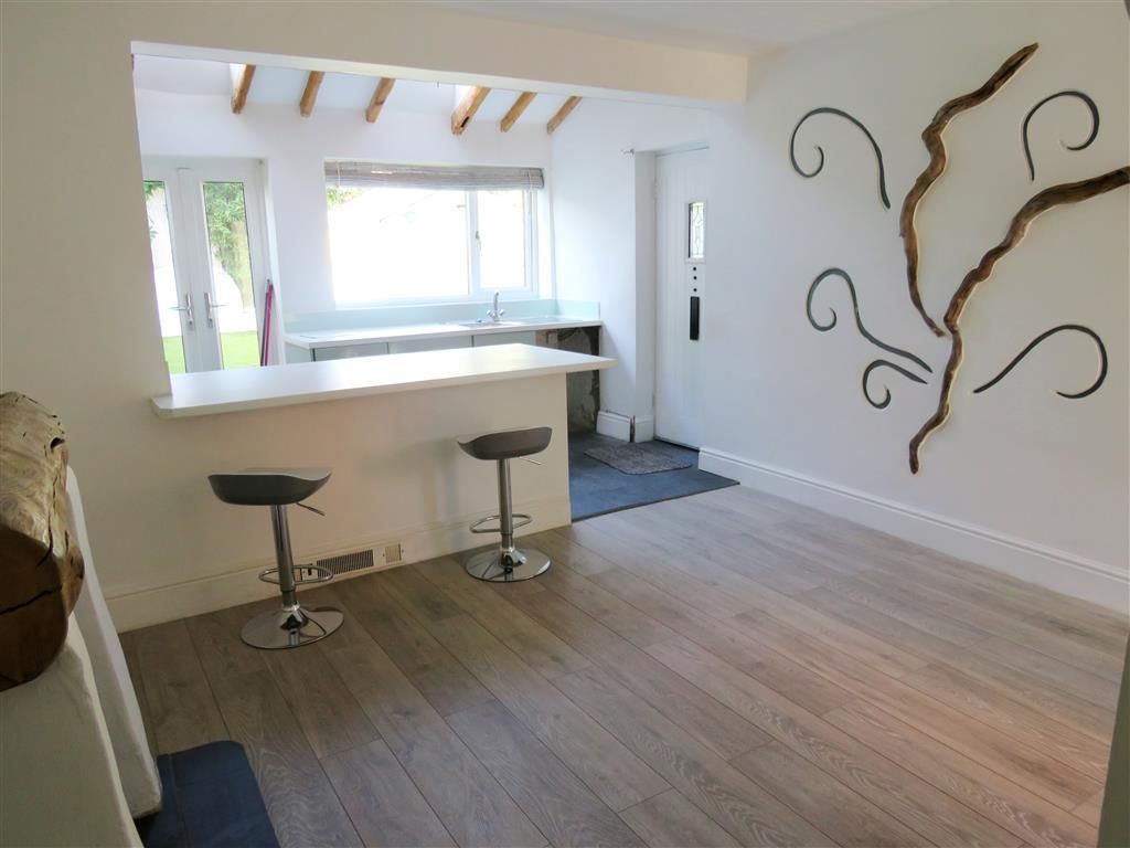 Property photo 1 of 9 Dining Room