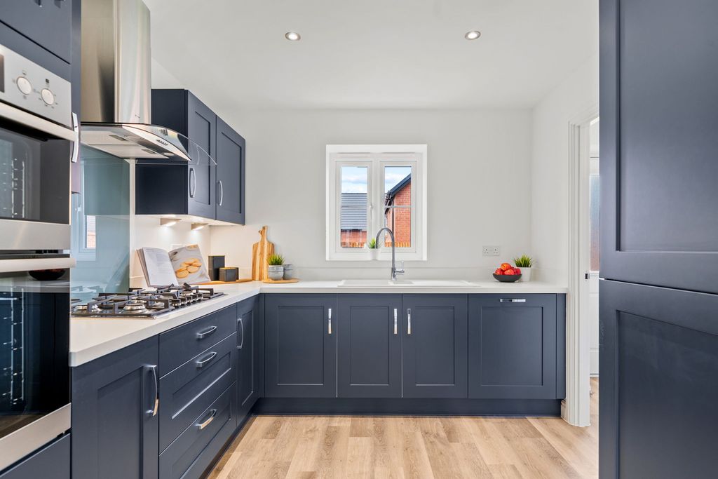 Property photo 3 of 24