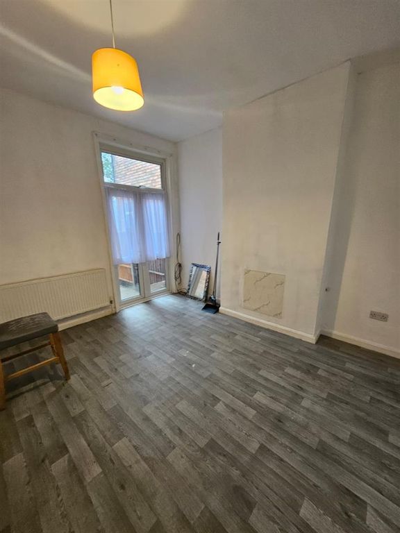 Property photo 3 of 12 Whatsapp Image 2025-08-18 At 14.26.17_6Bd8Cf11.Jpg