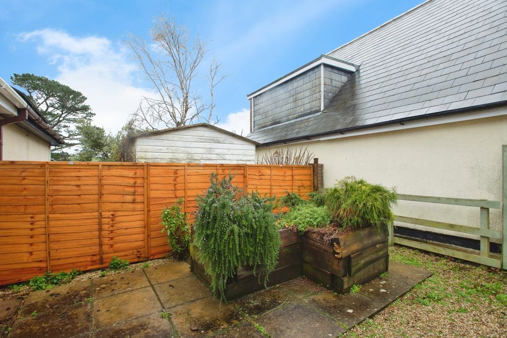 Property photo 2 of 15 Pbox-Img.Jpg