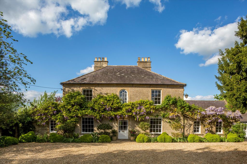 Property photo 1 of 23 Image