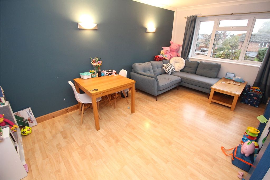 Property photo 2 of 10 Picture No. 06