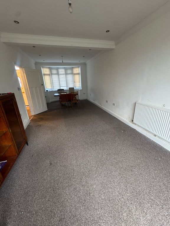 Property photo 3 of 14 Gallery