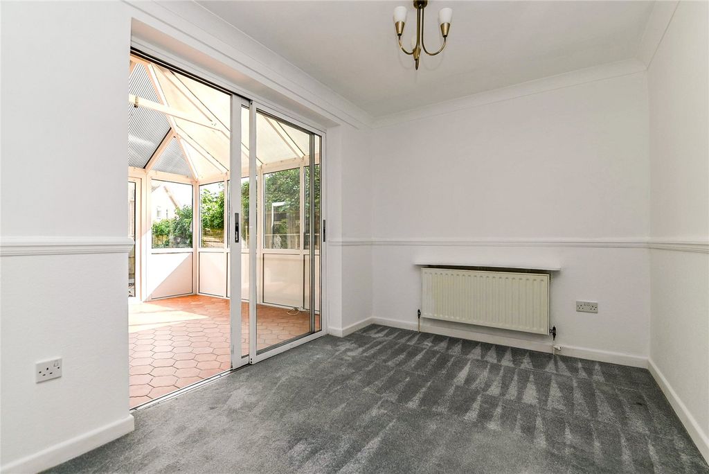 Property photo 3 of 16 Picture No. 06