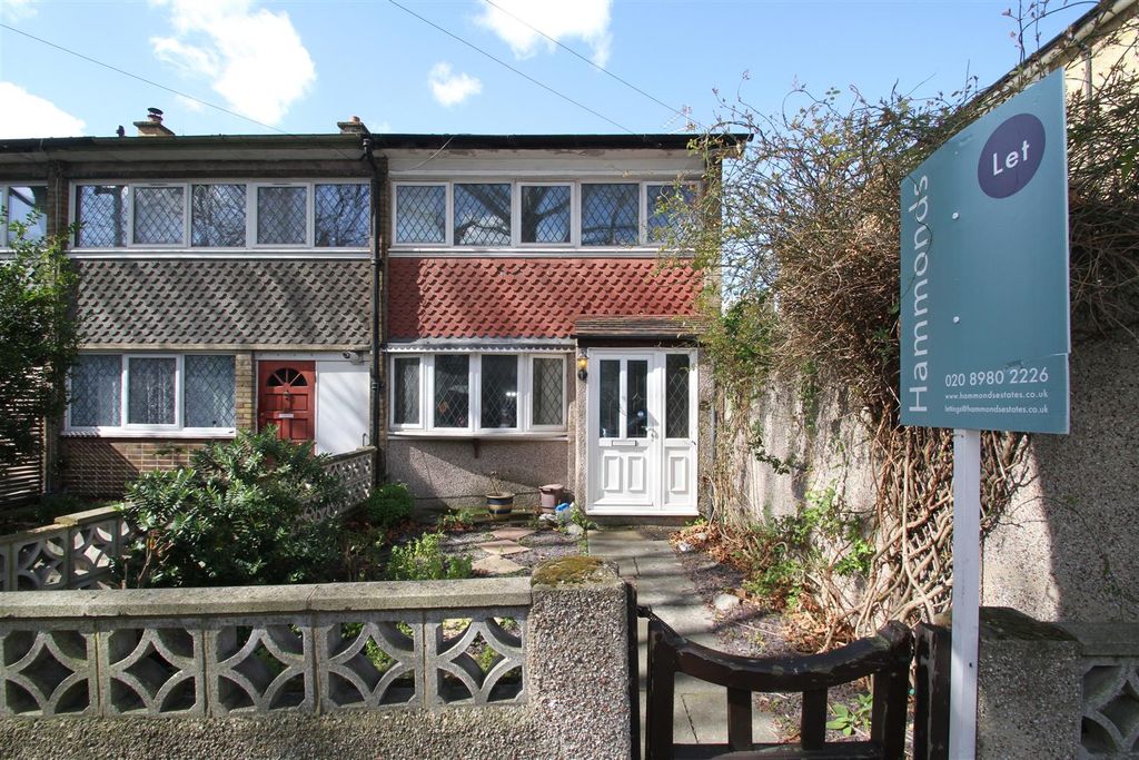 Property photo 2 of 15